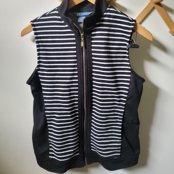 Koret black and white zipper vest‎ small - Picture 2 of 4